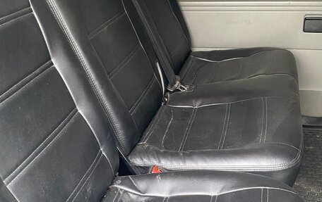 Volkswagen Caravelle T5, 2004 год, 1 400 000 рублей, 6 фотография