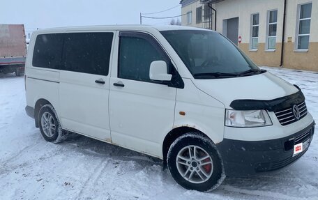 Volkswagen Caravelle T5, 2004 год, 1 400 000 рублей, 13 фотография