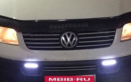 Volkswagen Caravelle T5, 2004 год, 1 400 000 рублей, 12 фотография