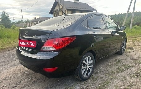 Hyundai Solaris II рестайлинг, 2013 год, 770 000 рублей, 6 фотография