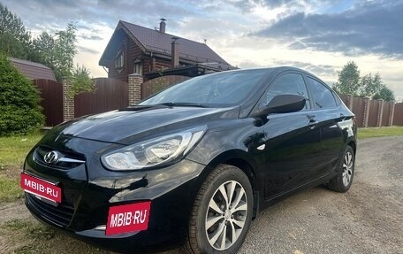 Hyundai Solaris II рестайлинг, 2013 год, 770 000 рублей, 3 фотография