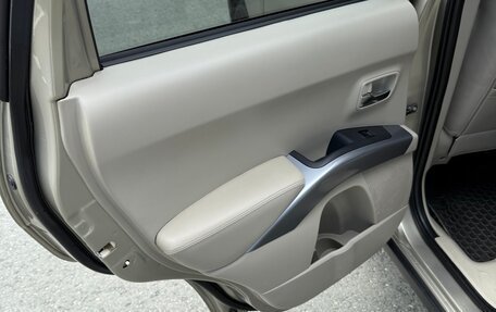 Mitsubishi Outlander III рестайлинг 3, 2008 год, 1 180 000 рублей, 15 фотография