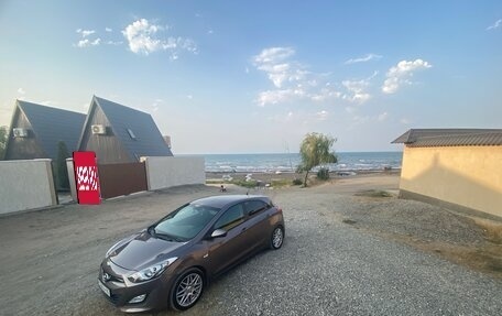 Hyundai i30 II рестайлинг, 2014 год, 950 000 рублей, 2 фотография