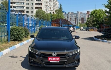 Honda Accord IX рестайлинг, 2022 год, 3 000 000 рублей, 2 фотография