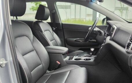 KIA Sportage IV рестайлинг, 2021 год, 2 990 000 рублей, 21 фотография