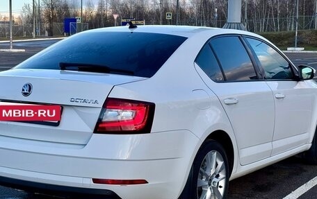 Skoda Octavia, 2017 год, 1 300 000 рублей, 5 фотография