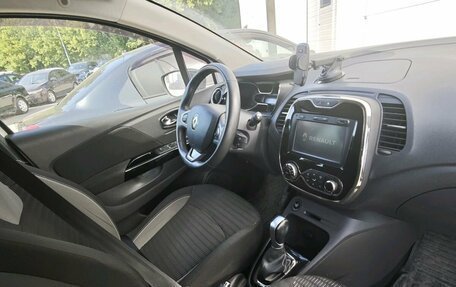 Renault Kaptur I рестайлинг, 2017 год, 1 295 000 рублей, 3 фотография