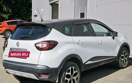 Renault Kaptur I рестайлинг, 2017 год, 1 295 000 рублей, 2 фотография