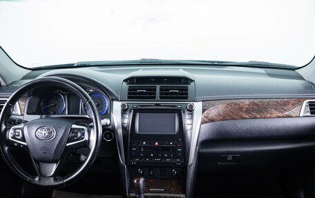 Toyota Camry, 2015 год, 1 799 000 рублей, 13 фотография