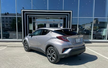Toyota C-HR I рестайлинг, 2018 год, 1 870 000 рублей, 3 фотография