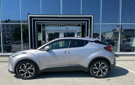 Toyota C-HR I рестайлинг, 2018 год, 1 870 000 рублей, 6 фотография