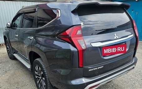 Mitsubishi Montero Sport, 2021 год, 3 800 000 рублей, 2 фотография
