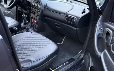 Chevrolet Niva I рестайлинг, 2010 год, 575 000 рублей, 10 фотография