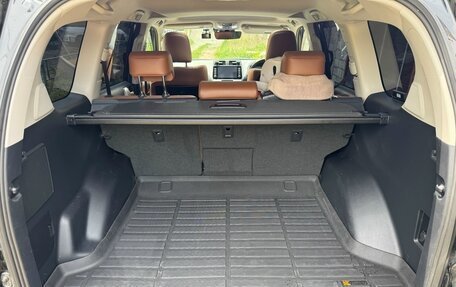 Toyota Land Cruiser Prado 150 рестайлинг 2, 2021 год, 6 000 000 рублей, 21 фотография