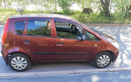 Mitsubishi Colt VI рестайлинг, 2005 год, 240 000 рублей, 3 фотография