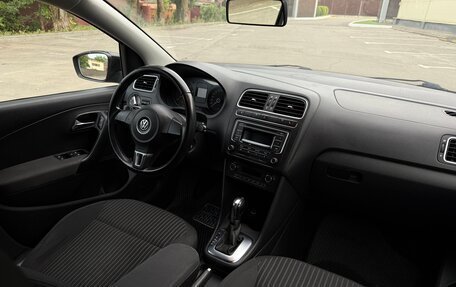 Volkswagen Polo VI (EU Market), 2012 год, 679 000 рублей, 21 фотография