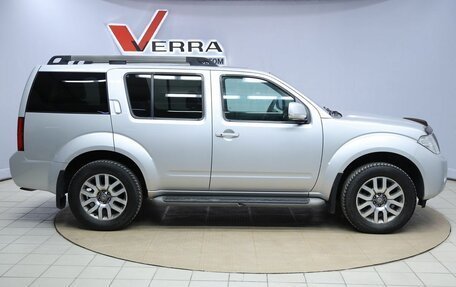 Nissan Pathfinder, 2011 год, 1 690 000 рублей, 4 фотография