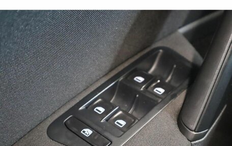 Volkswagen Golf VII, 2014 год, 1 099 700 рублей, 12 фотография