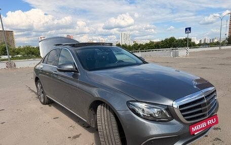 Mercedes-Benz E-Класс, 2020 год, 5 659 000 рублей, 4 фотография