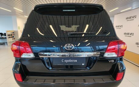 Toyota Land Cruiser 200, 2013 год, 3 036 000 рублей, 4 фотография