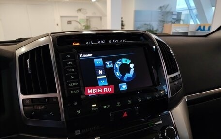Toyota Land Cruiser 200, 2013 год, 3 036 000 рублей, 19 фотография