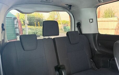 Toyota Voxy III, 2018 год, 2 100 000 рублей, 12 фотография