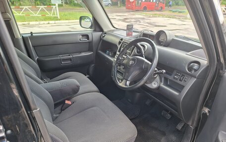 Toyota bB I рестайлинг, 2002 год, 450 000 рублей, 14 фотография
