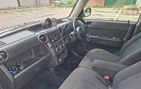 Toyota bB I рестайлинг, 2002 год, 450 000 рублей, 15 фотография