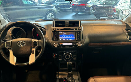 Toyota Land Cruiser Prado 150 рестайлинг 2, 2017 год, 4 000 500 рублей, 18 фотография