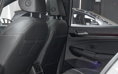 Volkswagen Golf VIII, 2022 год, 1 689 000 рублей, 9 фотография