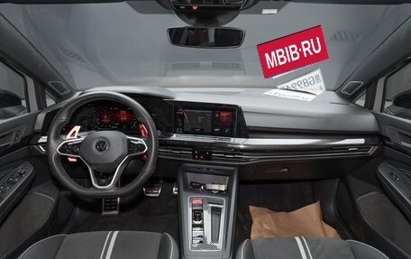 Volkswagen Golf VIII, 2022 год, 1 689 000 рублей, 12 фотография