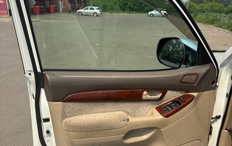 Toyota Land Cruiser Prado 120 рестайлинг, 2004 год, 1 650 000 рублей, 9 фотография