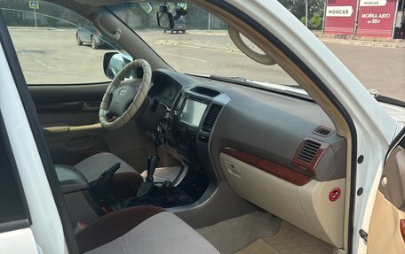 Toyota Land Cruiser Prado 120 рестайлинг, 2004 год, 1 650 000 рублей, 12 фотография
