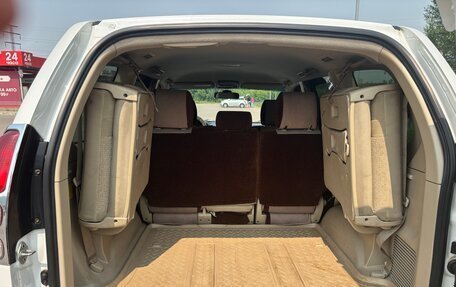 Toyota Land Cruiser Prado 120 рестайлинг, 2004 год, 1 650 000 рублей, 18 фотография