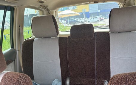 Toyota Land Cruiser Prado 120 рестайлинг, 2004 год, 1 650 000 рублей, 29 фотография