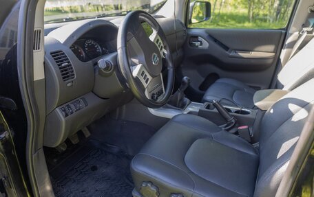 Nissan Navara (Frontier), 2011 год, 1 590 000 рублей, 13 фотография