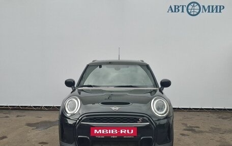 MINI Hatch, 2021 год, 3 050 000 рублей, 2 фотография