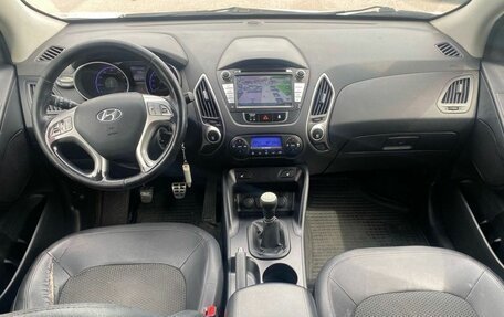 Hyundai ix35 I рестайлинг, 2011 год, 910 000 рублей, 7 фотография