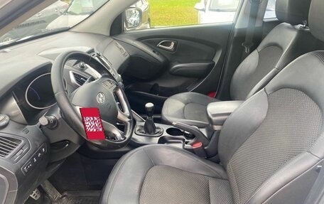 Hyundai ix35 I рестайлинг, 2011 год, 910 000 рублей, 8 фотография