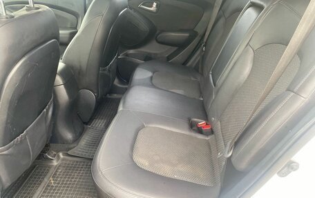 Hyundai ix35 I рестайлинг, 2011 год, 910 000 рублей, 10 фотография