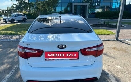KIA Rio III рестайлинг, 2014 год, 868 000 рублей, 4 фотография