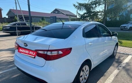 KIA Rio III рестайлинг, 2014 год, 868 000 рублей, 2 фотография