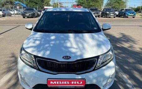 KIA Rio III рестайлинг, 2014 год, 868 000 рублей, 3 фотография