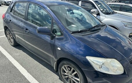 Toyota Auris II, 2009 год, 650 000 рублей, 2 фотография