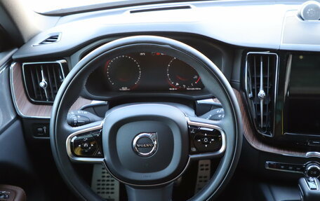 Volvo XC60 II, 2021 год, 4 600 000 рублей, 10 фотография