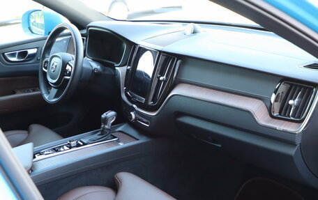 Volvo XC60 II, 2021 год, 4 600 000 рублей, 13 фотография