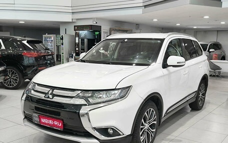 Mitsubishi Outlander III рестайлинг 3, 2018 год, 2 015 000 рублей, 1 фотография