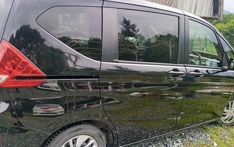 Honda Freed II, 2020 год, 1 600 000 рублей, 3 фотография