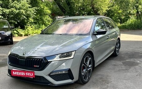 Skoda Octavia RS, 2020 год, 4 250 000 рублей, 5 фотография