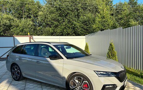 Skoda Octavia RS, 2020 год, 4 250 000 рублей, 20 фотография
